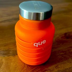 Silicone bottle. NWOT